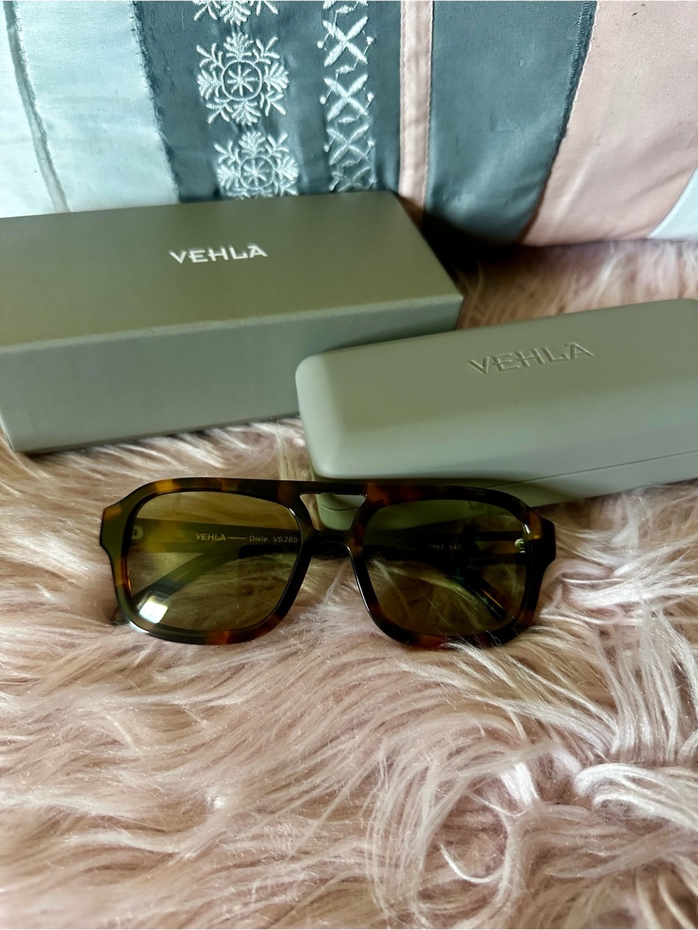 VEHLA Dixie Sunglasses